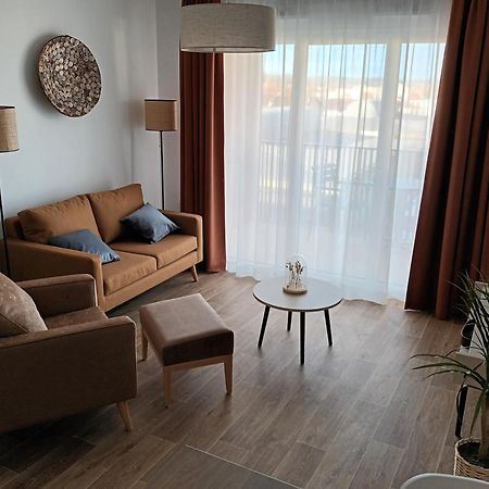Domitys Les Craies Blanches Aparthotel Mont-de-Marsan Exterior foto