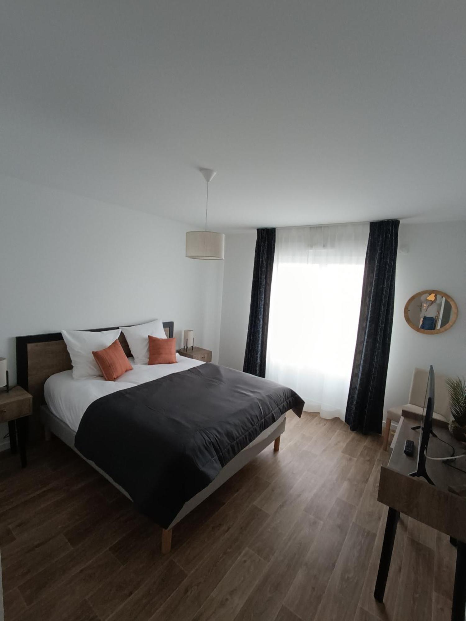 Domitys Les Craies Blanches Aparthotel Mont-de-Marsan Exterior foto
